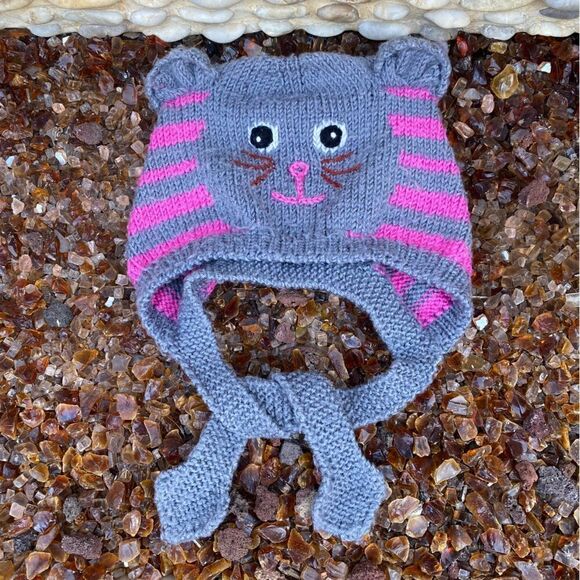 Kitty Cat Girls Grey and Pink Knit Hat. One Size. VGUC! - Picture 1 of 6
